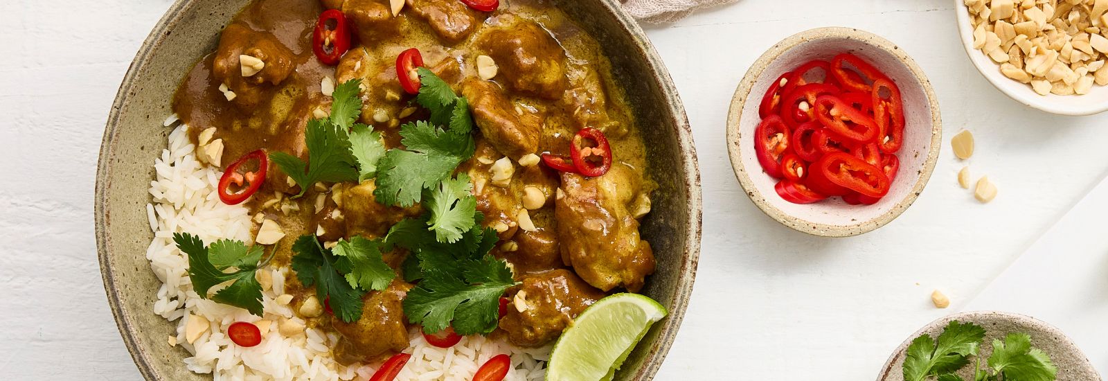 Satay Chicken curry with cut up lime